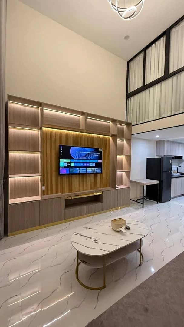 现代两卧室公寓出租 - L 栋公寓 - 靠近 Toul Tum Poung - Image 1